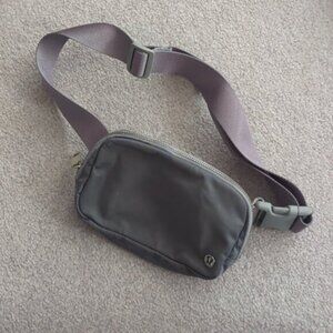 Lululemon Everywhere Belt Bag Gray Grey